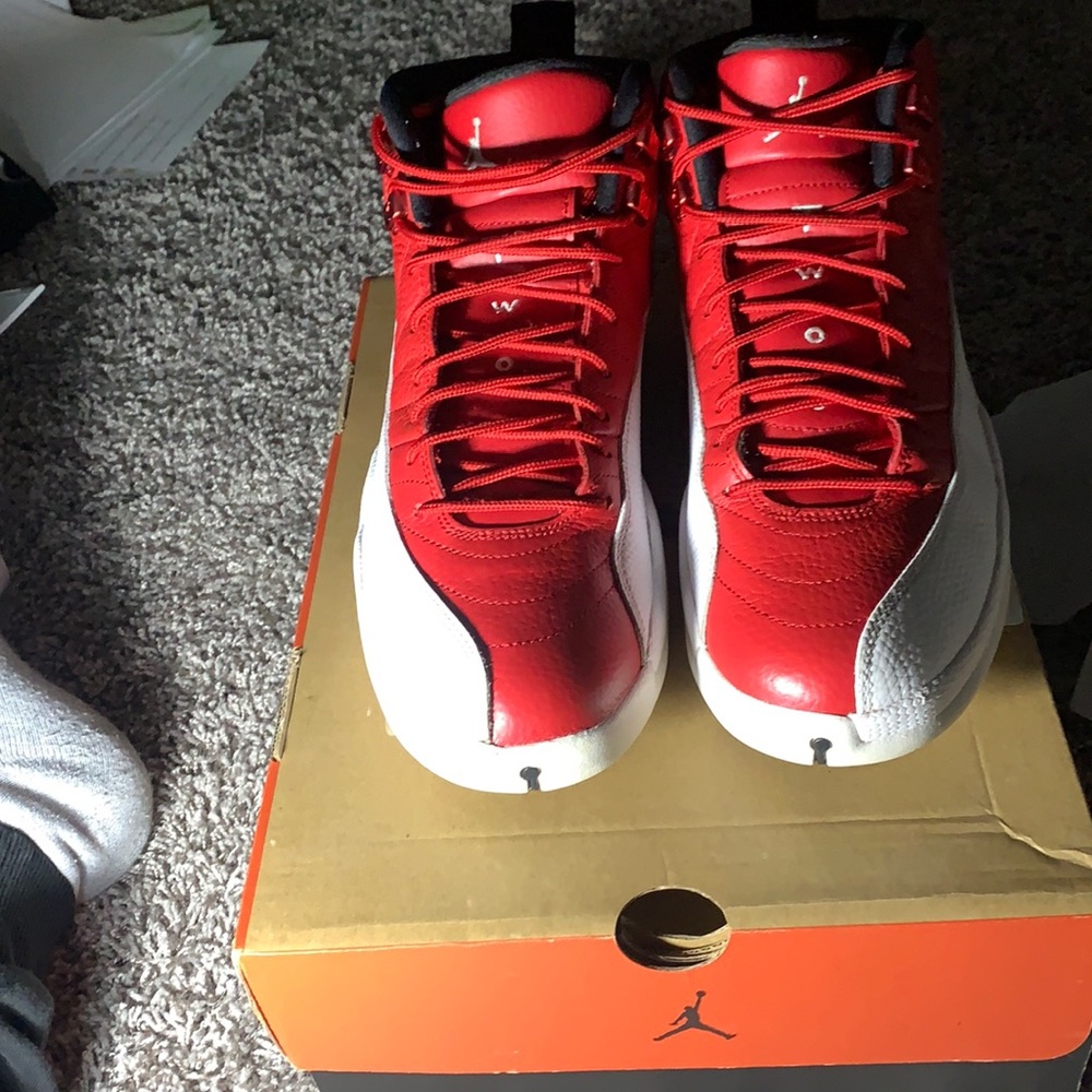 Retro 12s Gym Red